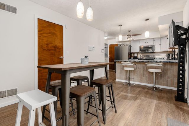 10348 York Road SW, Etna, OH 43105