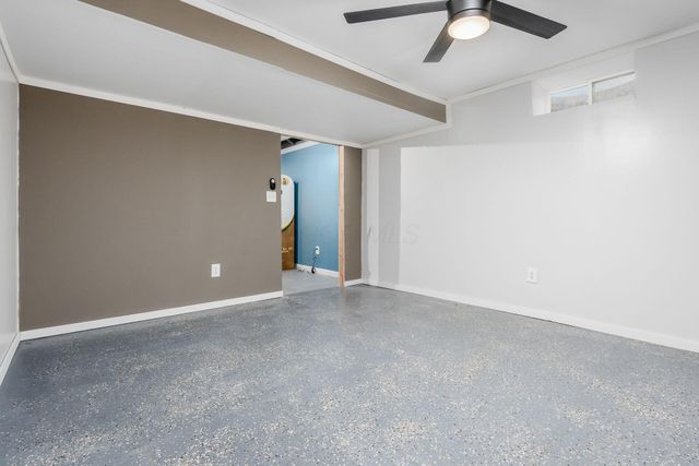 10348 York Road SW, Etna, OH 43105