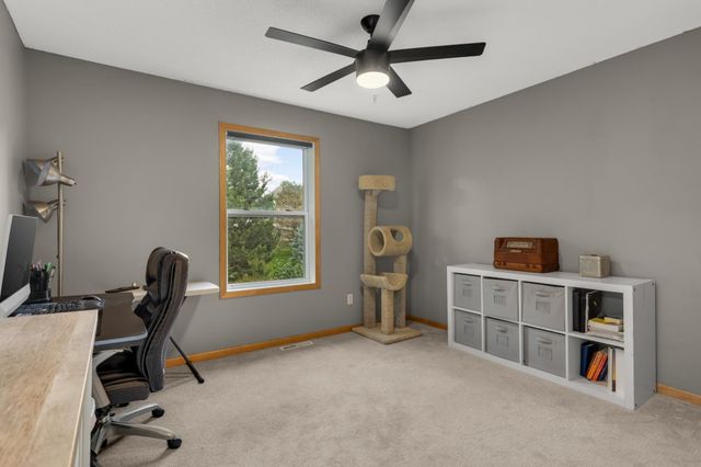 848 Newberry Lane, Chaska, MN 55318