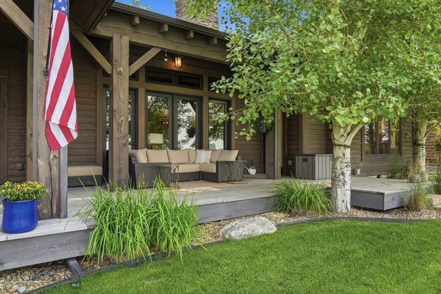 515 Black Bull Trail, Bozeman, MT 59718