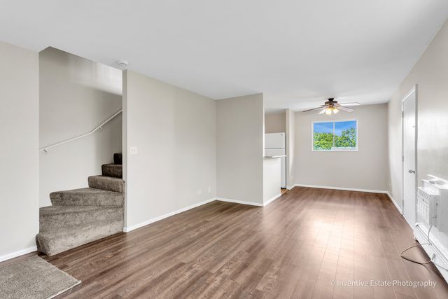 2506 Algonquin Road 18, Rolling Meadows, IL 60008