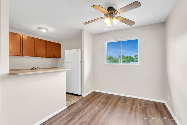 2506 Algonquin Road 18, Rolling Meadows, IL 60008