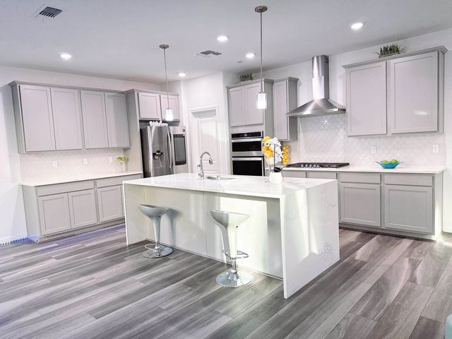 209 Brush Creek Dr, Brentwood, CA 94513