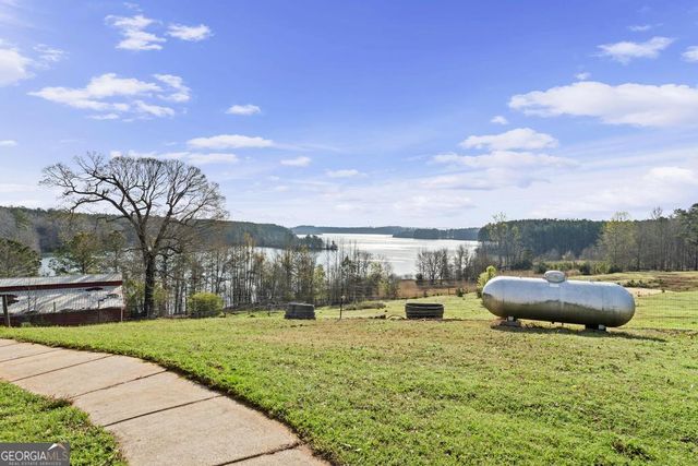 955 Mocassin Gap Road, Locust Grove, GA 30248