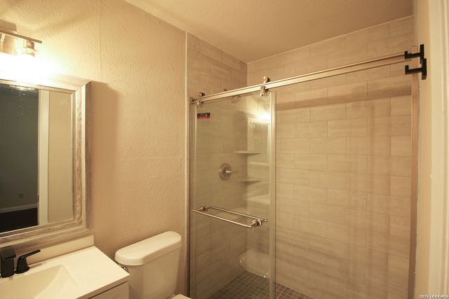 11703 Spring Mont, San Antonio, TX 78249