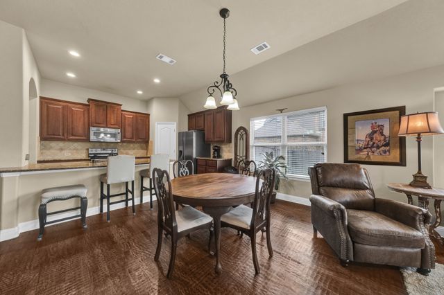 2002 Lindentree Drive, Weatherford, TX 76086