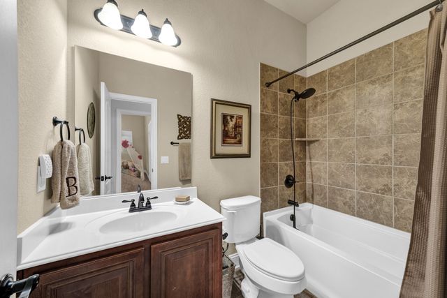 2002 Lindentree Drive, Weatherford, TX 76086
