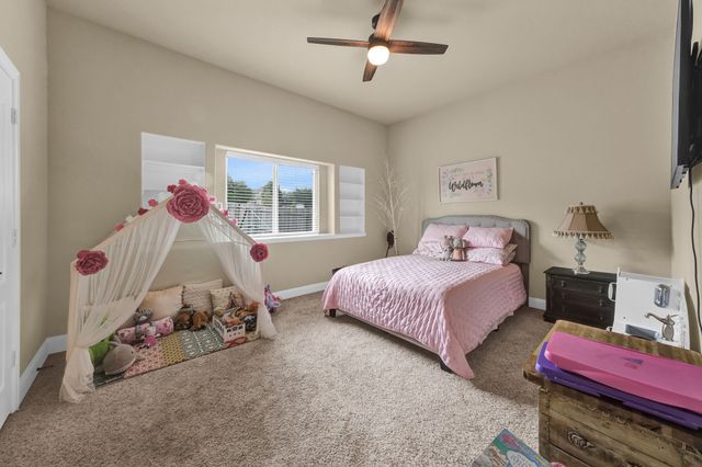 2002 Lindentree Drive, Weatherford, TX 76086