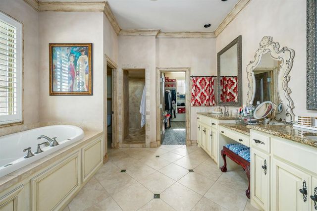 1225 Blue Wister Cove, Edmond, OK 73013