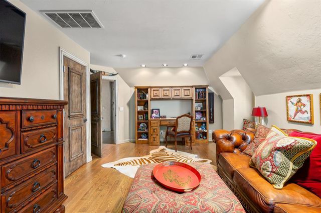 1225 Blue Wister Cove, Edmond, OK 73013