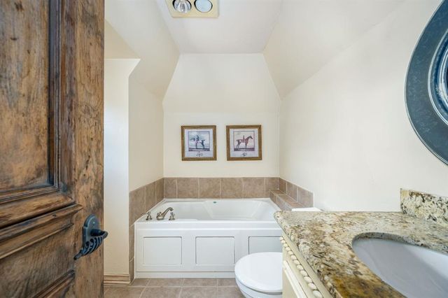 1225 Blue Wister Cove, Edmond, OK 73013