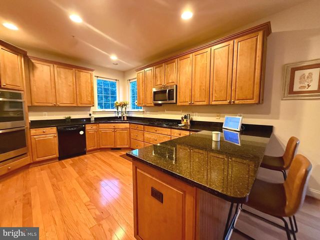 24331 BROAD CREEK DR, Hollywood, MD 20636