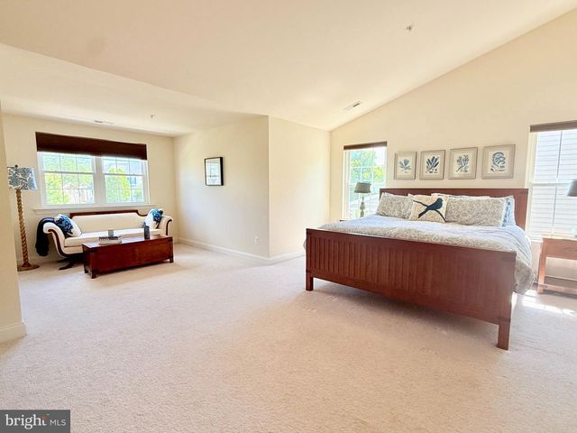 24331 BROAD CREEK DR, Hollywood, MD 20636