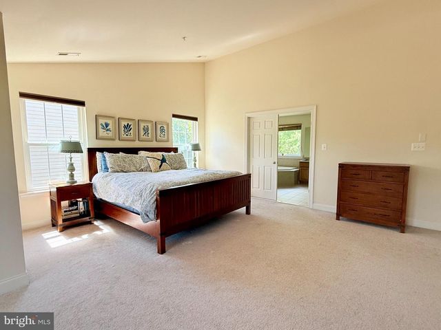 24331 BROAD CREEK DR, Hollywood, MD 20636