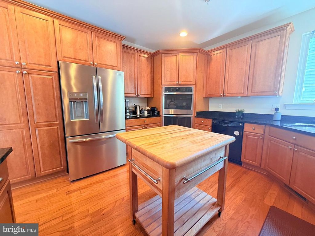 Image 17 of property listing at 24331 BROAD CREEK DR, Hollywood, MD 20636