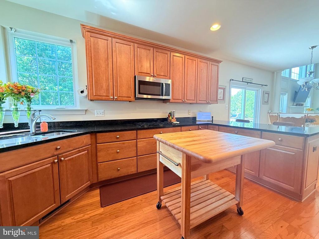 Image 19 of property listing at 24331 BROAD CREEK DR, Hollywood, MD 20636