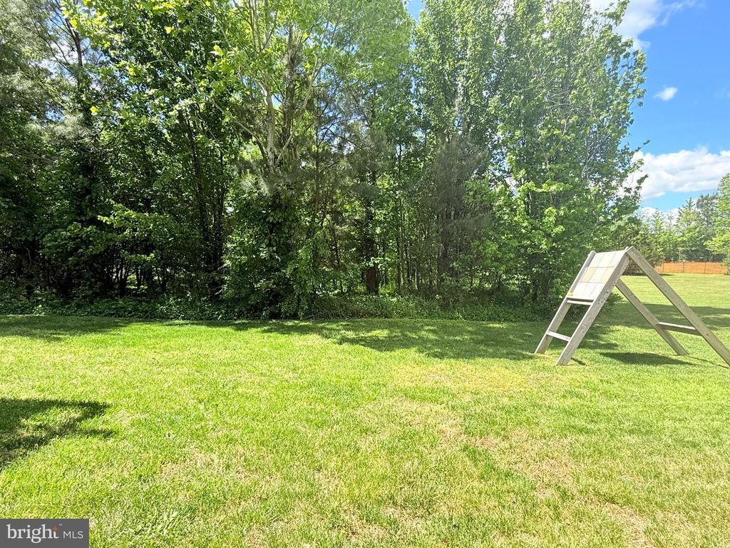 Image 39 of property listing at 24331 BROAD CREEK DR, Hollywood, MD 20636