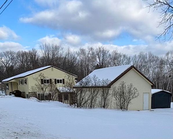 322 French Road, Henniker, NH 03242