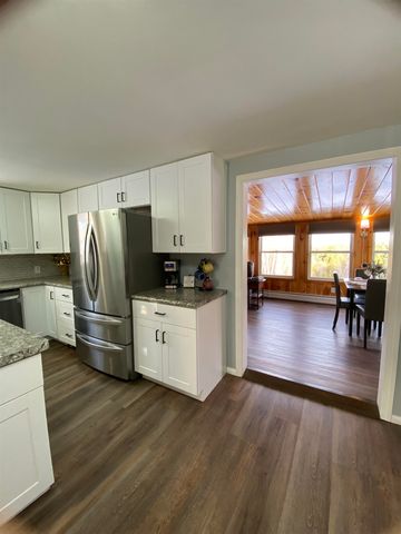 322 French Road, Henniker, NH 03242