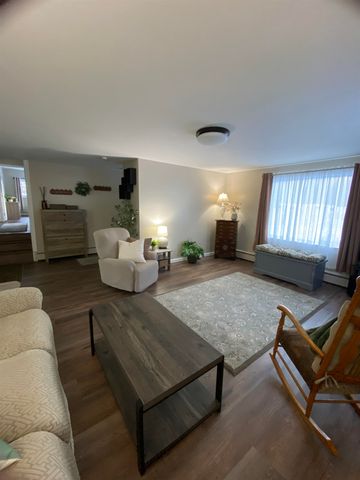 322 French Road, Henniker, NH 03242