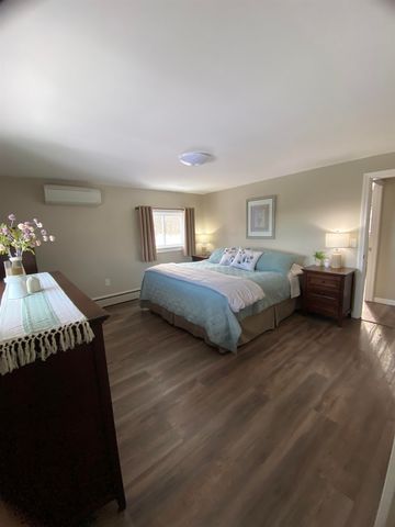 322 French Road, Henniker, NH 03242