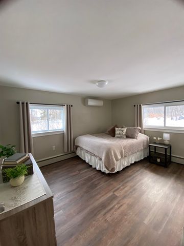 322 French Road, Henniker, NH 03242