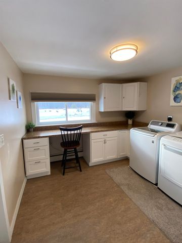 322 French Road, Henniker, NH 03242