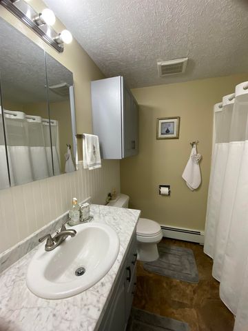 322 French Road, Henniker, NH 03242