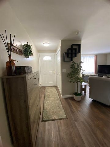 322 French Road, Henniker, NH 03242