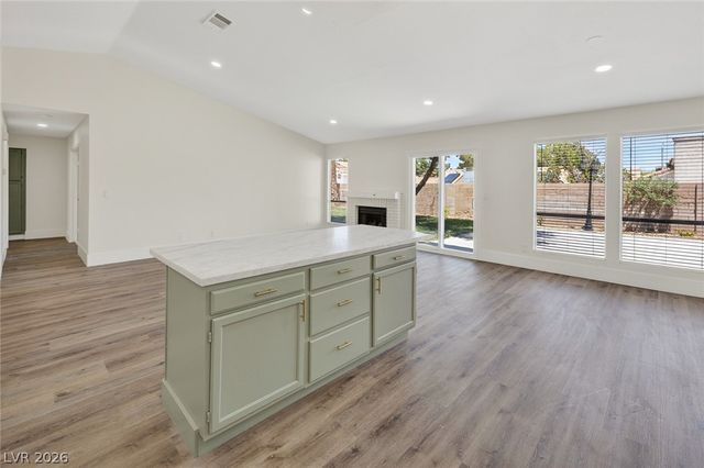 2802 Barrel Cactus Drive, Henderson, NV 89074