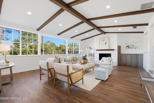 10042 LAKE LAMAR Court, Jacksonville, FL 32256