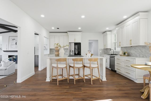 10042 LAKE LAMAR Court, Jacksonville, FL 32256