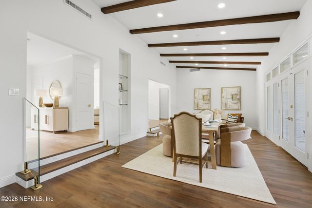 10042 LAKE LAMAR Court, Jacksonville, FL 32256