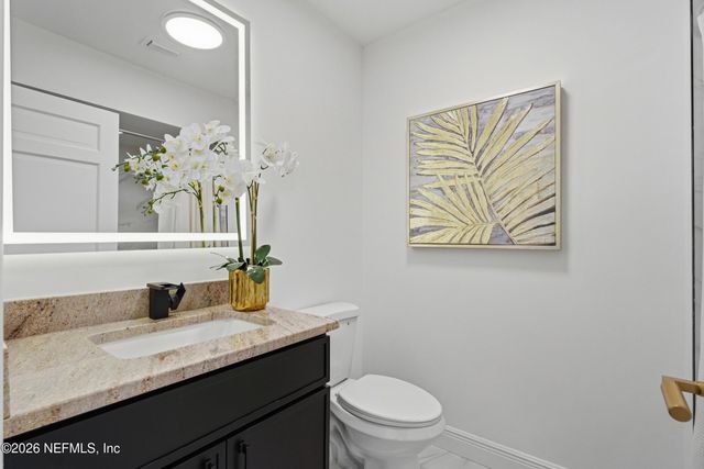 10042 LAKE LAMAR Court, Jacksonville, FL 32256