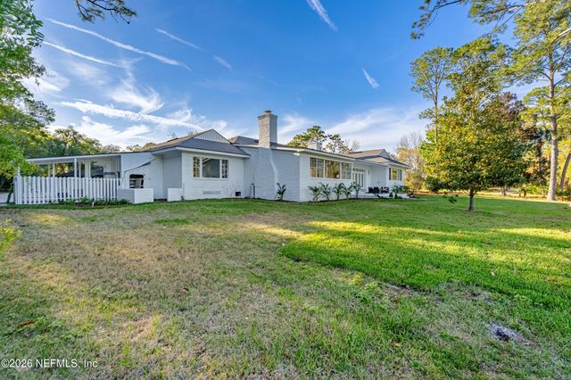 10042 LAKE LAMAR Court, Jacksonville, FL 32256