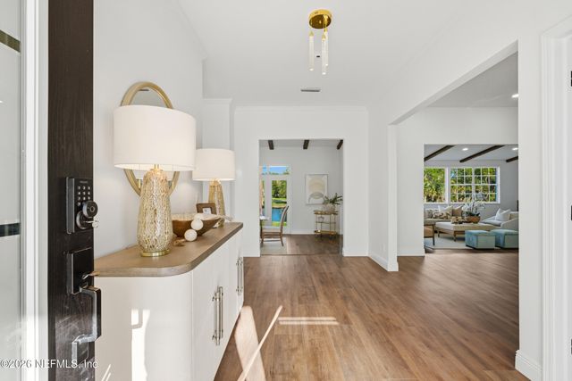 10042 LAKE LAMAR Court, Jacksonville, FL 32256