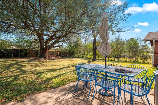 507 Dunn Avenue, Mt Pleasant, TX 75455