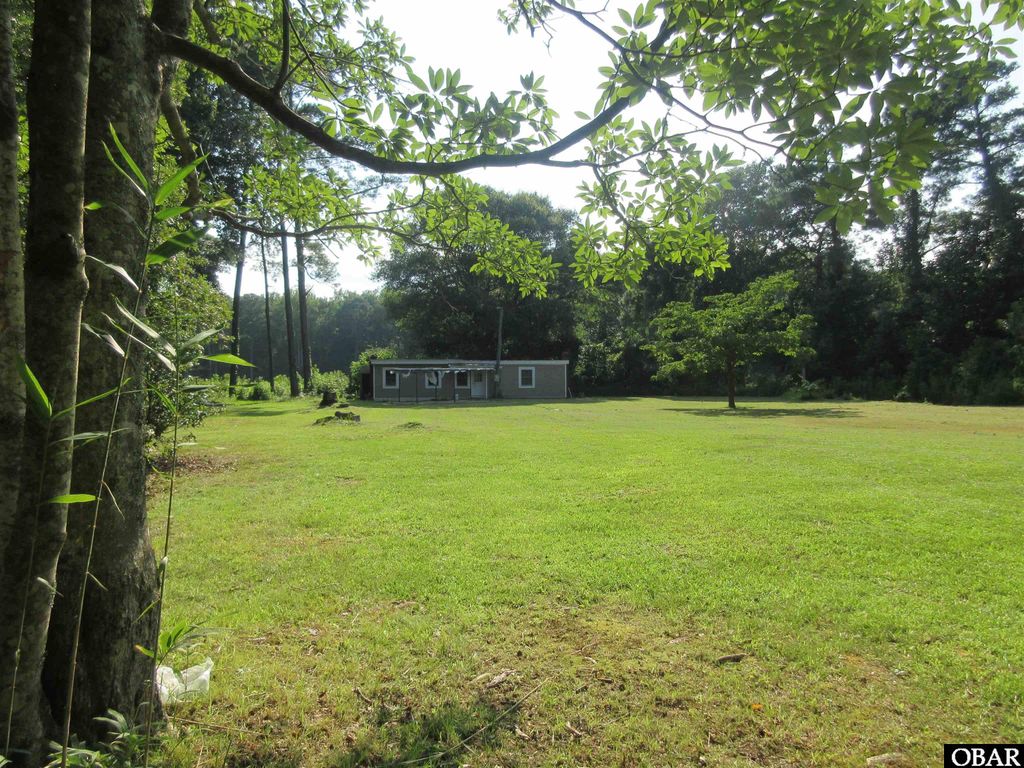 Image 16 of property listing at 182 Will Poyner Lane, Barco, NC 27917