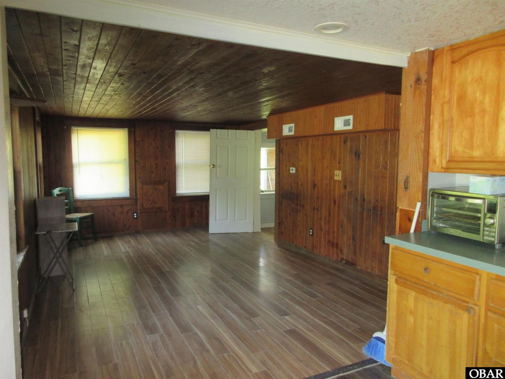 Image 27 of property listing at 182 Will Poyner Lane, Barco, NC 27917