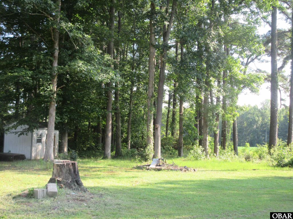 Image 37 of property listing at 182 Will Poyner Lane, Barco, NC 27917