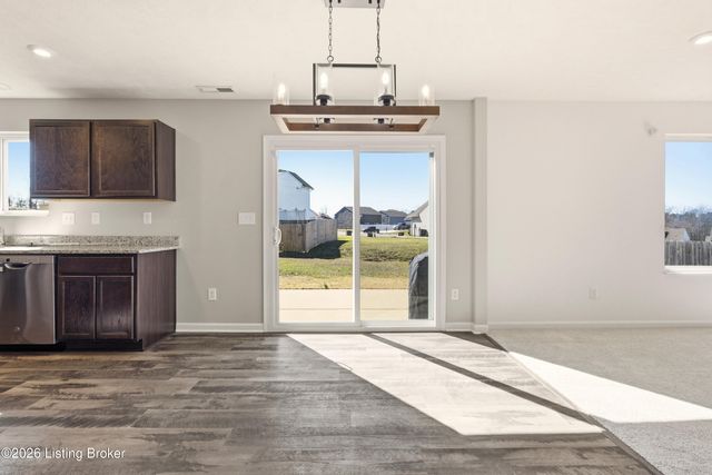 123 Eagles Crest Ct, Mt Washington, KY 40047