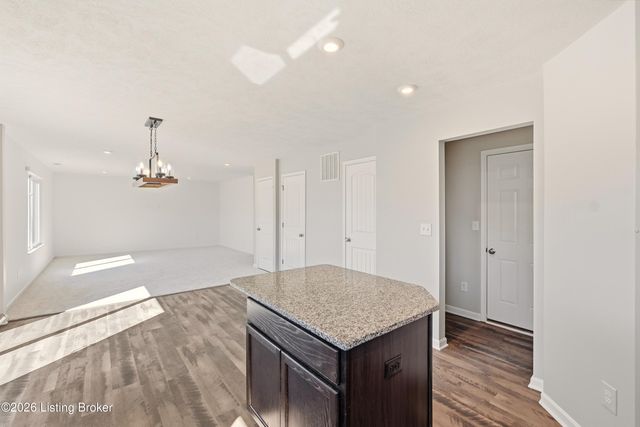 123 Eagles Crest Ct, Mt Washington, KY 40047