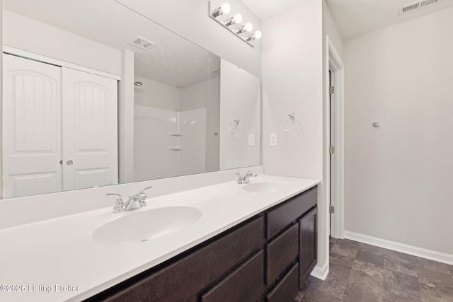 123 Eagles Crest Ct, Mt Washington, KY 40047