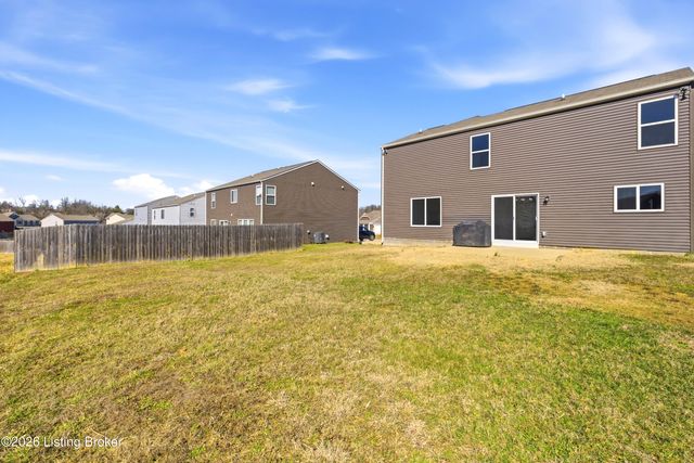 123 Eagles Crest Ct, Mt Washington, KY 40047