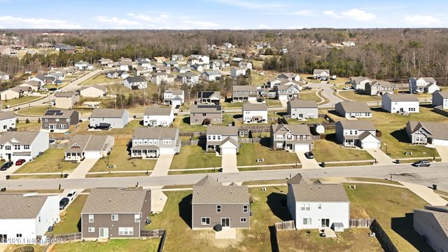 123 Eagles Crest Ct, Mt Washington, KY 40047