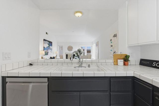 755 Mountain View Drive 2, Daly City, CA 94014