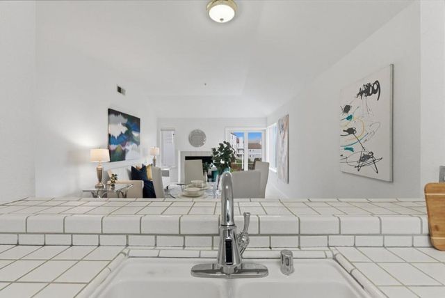 755 Mountain View Drive 2, Daly City, CA 94014