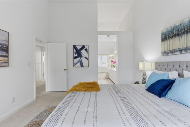 755 Mountain View Drive 2, Daly City, CA 94014