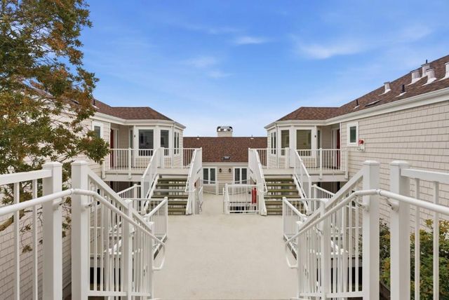 755 Mountain View Drive 2, Daly City, CA 94014