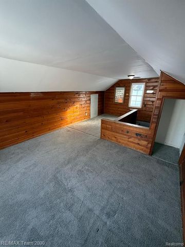 6739 Plainview Avenue, Detroit, MI 48228